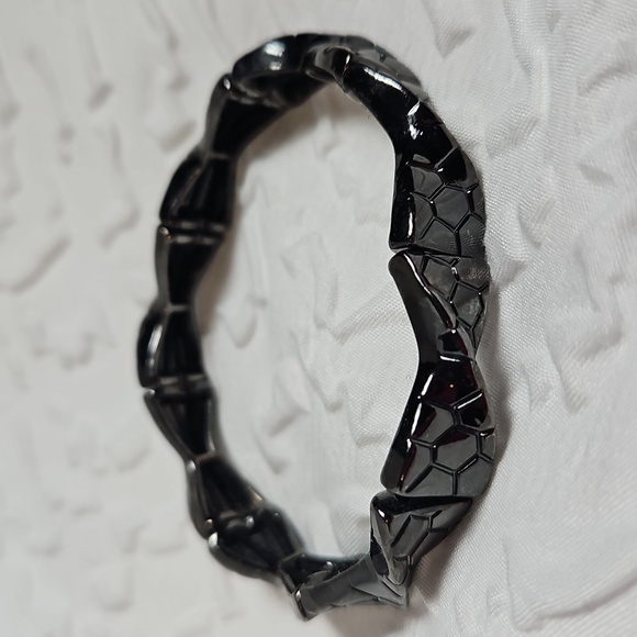 LIA SOPHIA SWIVEL STRETCH GUN METAL BRACLET - Picture 1 of 6